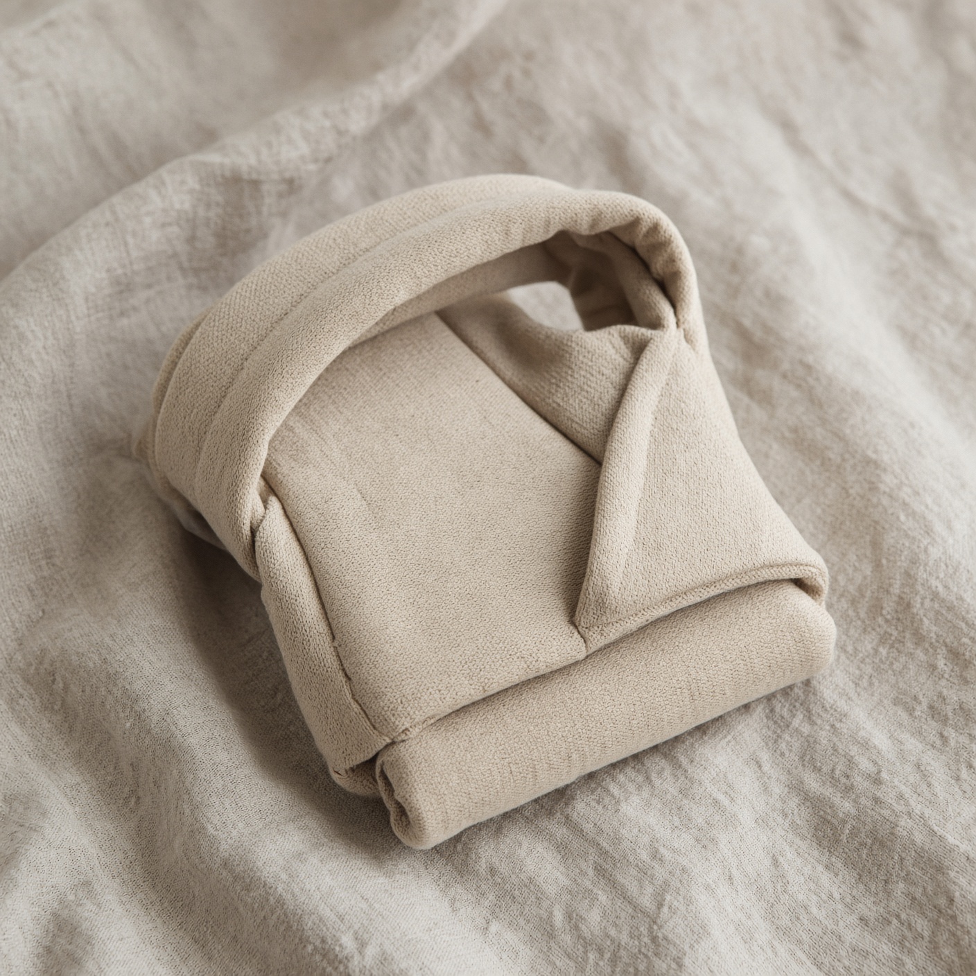 A folded oat posture brace.